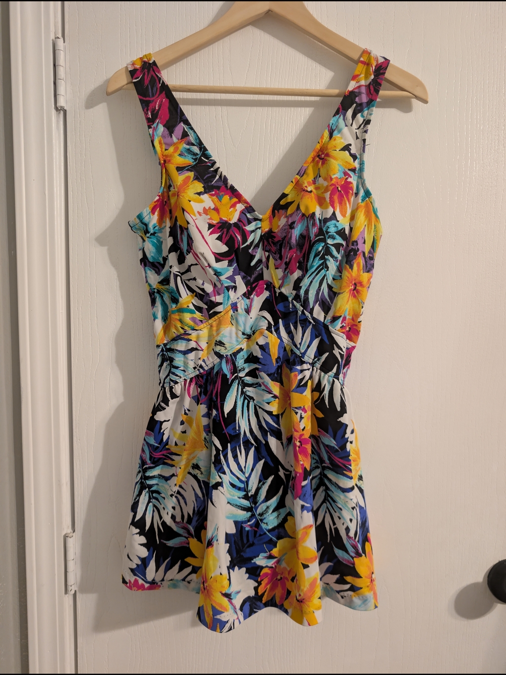 Cove Floral Dress with Black Trim and Teal Logo